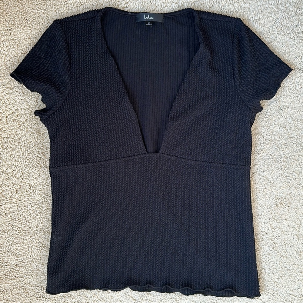 Lulus deep V top, size M